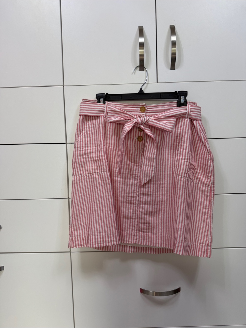 Talbots Linen Coral and White Striped Paperbag Waist Skirt. Size 10